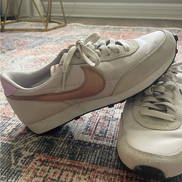 Nike Sneakers - Picture 6 of 6